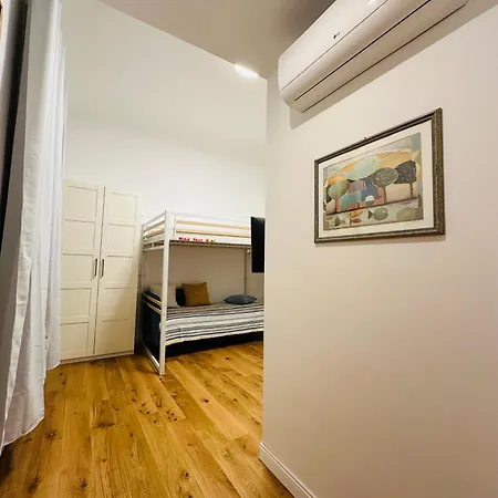 Poggi Loft Lägenhet